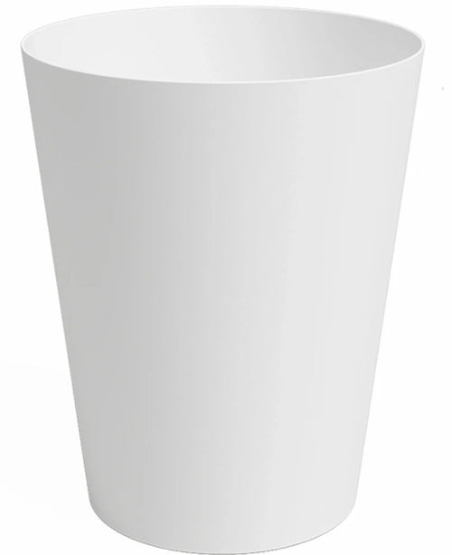 Der Porto-Übertopf Ø40 cm x H50 cm ist ein schlichter, weißer, zylindrischer Übertopf mit leicht ausgestellter Oberseite vor einem weißen Hintergrund.