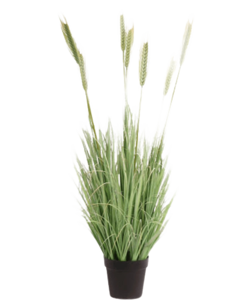 Die feuerhemmende Kunstrasenpflanze Grün 130 cm hat lange, schlanke grüne Blätter und lange, weizenähnliche Stängel in einem kleinen schwarzen Topf vor einem weißen Hintergrund.