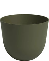 De Plantenbak Havanna Ø20cm x H17cm is een effen, mat olijfgroene ronde plantenbak met een glad oppervlak en een licht taps toelopende basis, tegen een witte achtergrond.