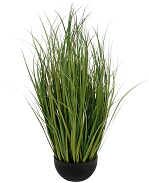 De Kunstgras Dogtail uiengras Bran, een 90 cm brandvertragende kunstplant met lange, slanke groene bladeren, wordt geleverd in een zwarte ronde pot en is afgebeeld tegen een effen witte achtergrond.