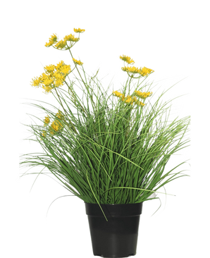 De Kunst Grasplant Asteraceae 50 cm, een brandvertragend kunstgras in een zwarte pot met dunne bladeren en heldergele bloemen, is perfect om groen toe te voegen in huis tegen een witte achtergrond.