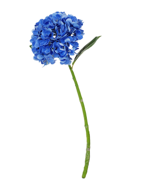De Kunstbloem Charlotte Hortensia Real Touch donkerblauw is een enkele blauwe kunsthortensia met groene steel en bladeren, 55 cm hoog, geïsoleerd op een witte achtergrond.